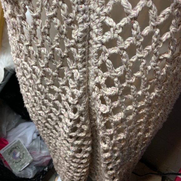 Custom hand crafted beach cover - Picture 4 of 13